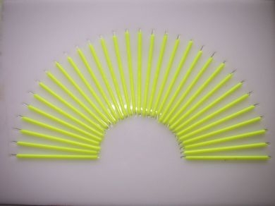 yellow solid tips